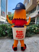 SCH NİT ZERY ALMANYA TAVUK MASKOTU